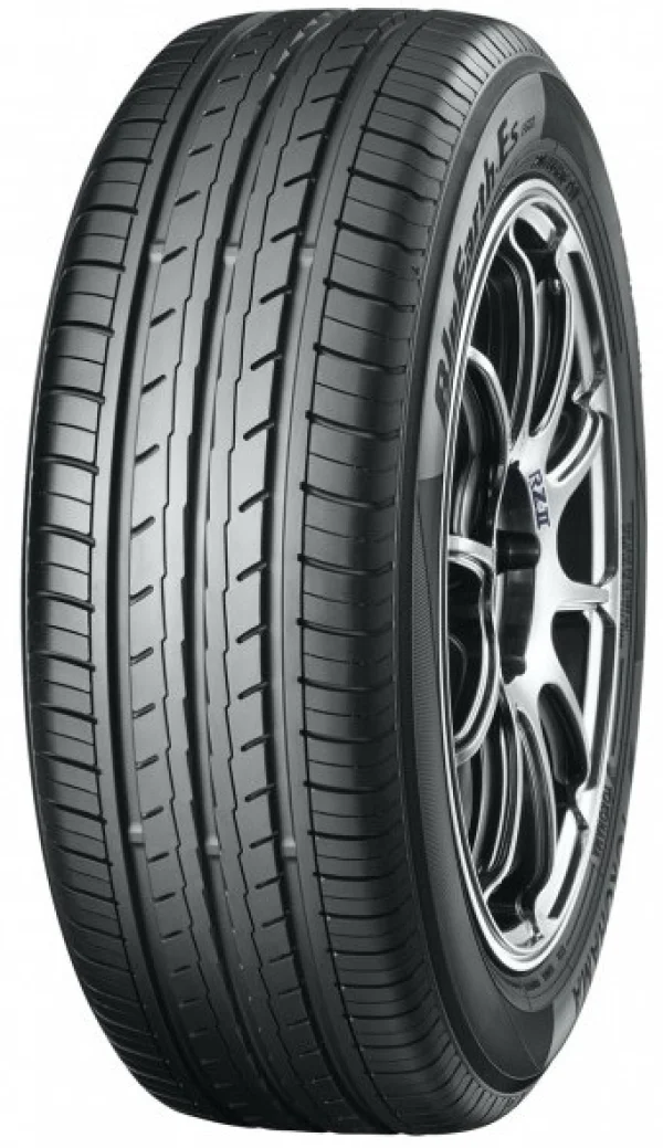 215/55R17 94V BLUEARTH ES-32